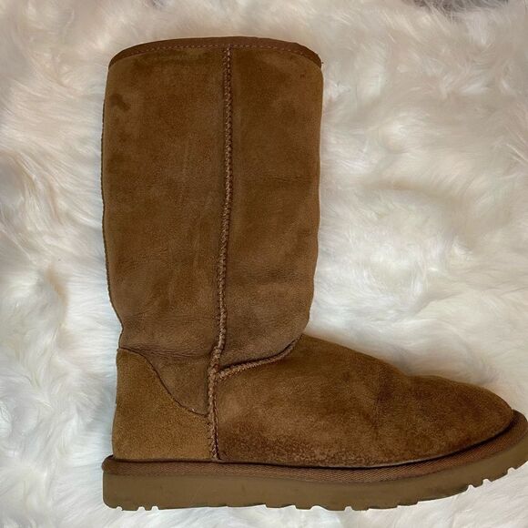 UGG Suede Boots Size 7 - Picture 9 of 15